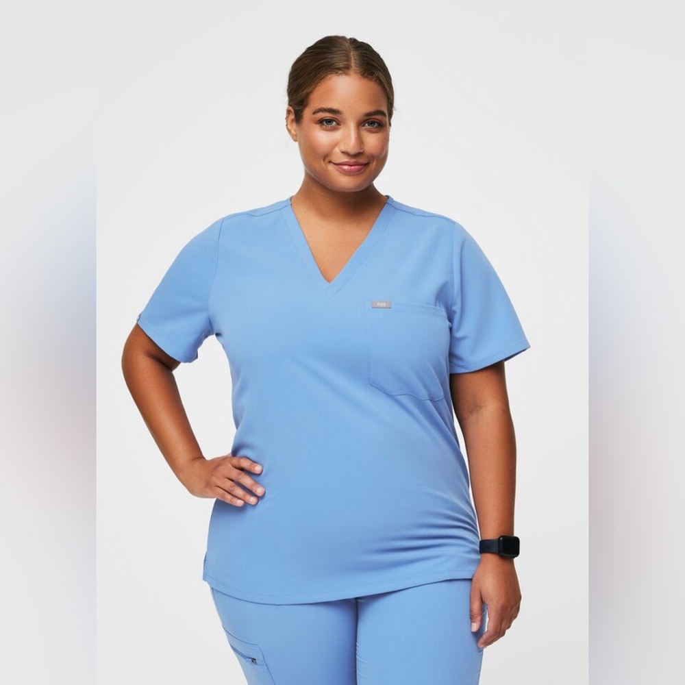 Plus size Figs Scrub top and joggers